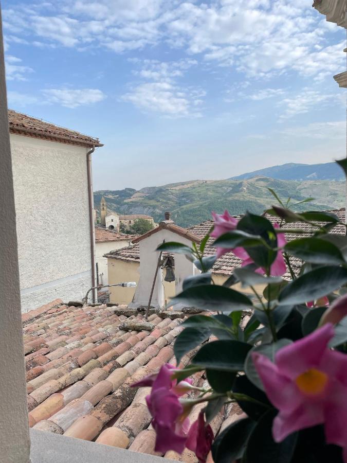 Petra Holiday Home Пиетрапертоза Екстериор снимка
